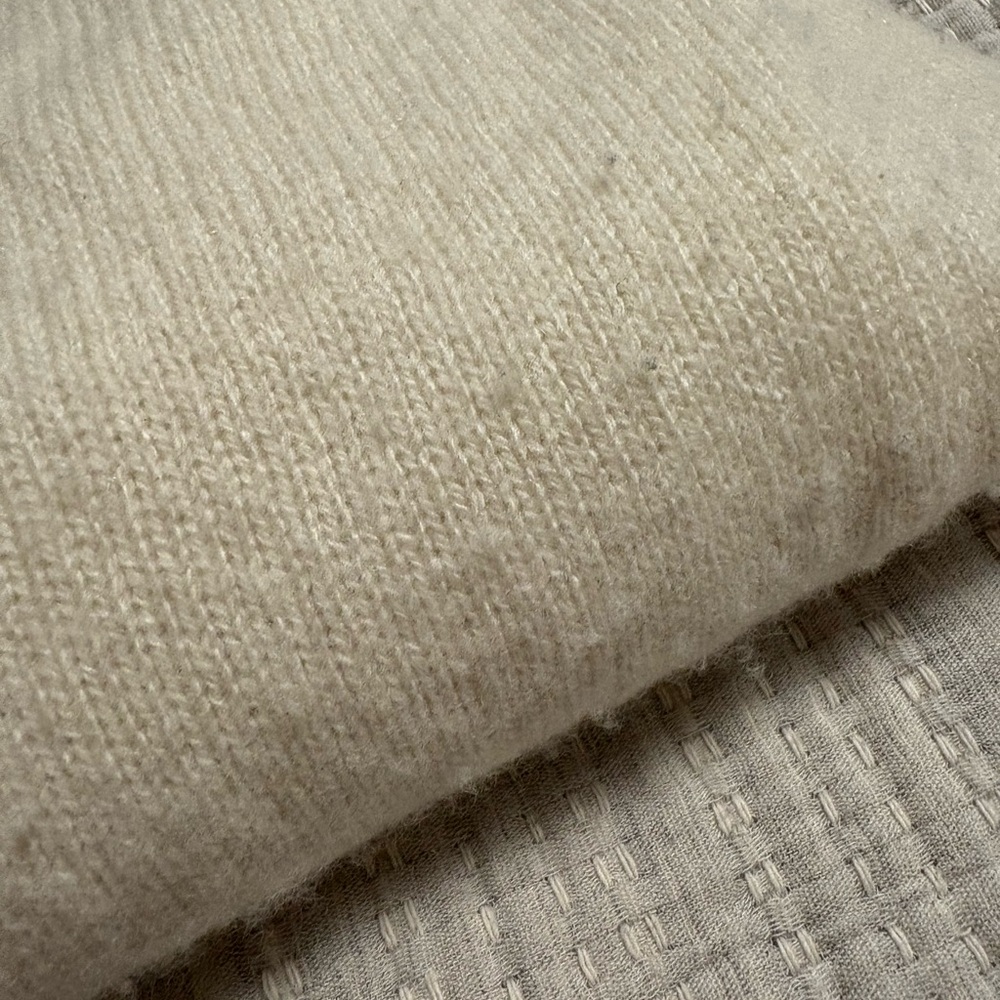 Babaton Cream Knit 100% Cashmere Sweater - Picture 7 of 7